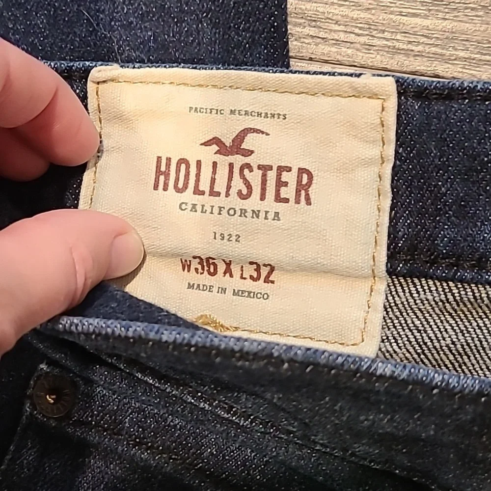 Hollister Authentic Denim Jeans | Dark Wash | Size 36x32​